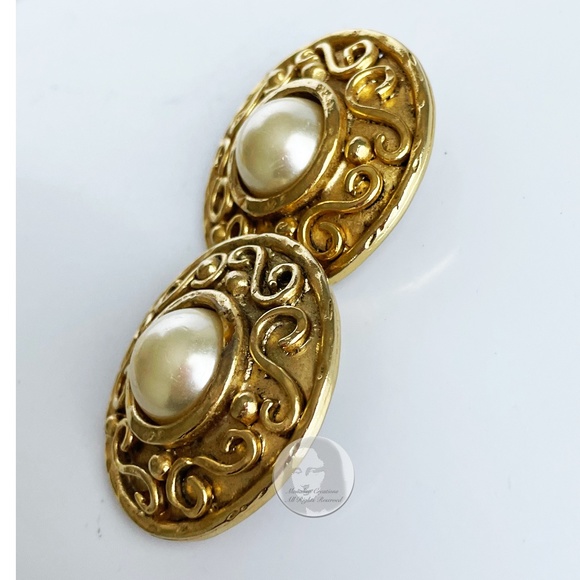 Edouard Rambaud Paris Earrings XL Round Etruscan Gold Metal Faux Pearl Vintage - Picture 6 of 12